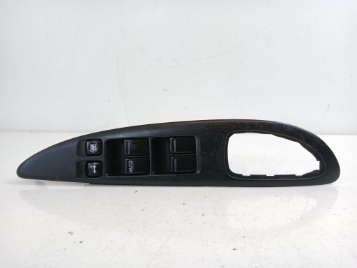 NISSAN PRIMERA P12 PANEL okna levý předek 25401AV640