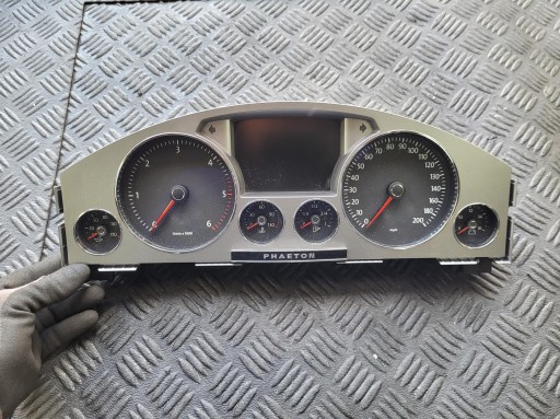 quadro strumenti TACHIMETRO contagiri OROLOGIO Schermo ANGLIK 3D092983Q VW PHAETON LIFT 3.0 TDI