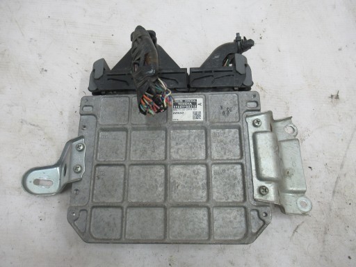 computer control unit of the engine YARIS II 2 1.3 VVTI