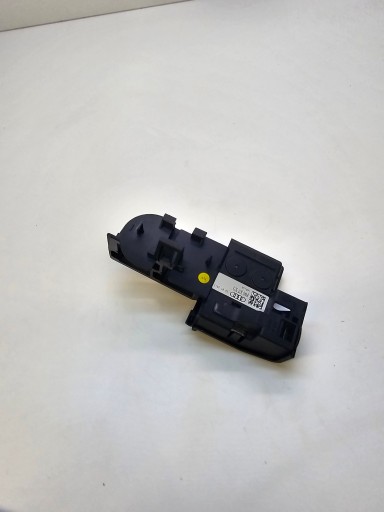 elosztó PRADU AUDI A4 B9 A5 8W 8W0937503