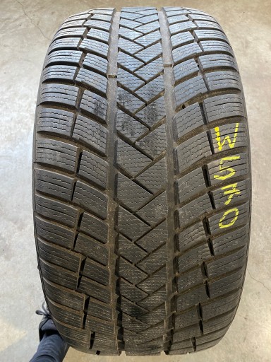 275/40/20 Vredestein Wintrac Pro