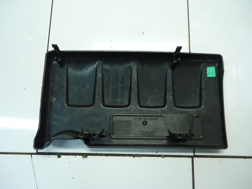 OPEL CORSA E MERIVA B 1.4T Abdeckung der Ventile 39006352