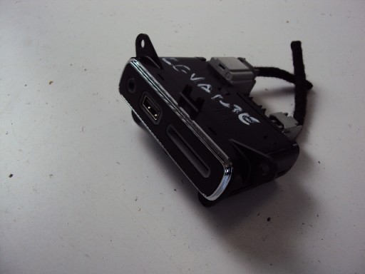 06701551660 - РАЗЪЕМ USB СЧИТЫВАТЕЛЬ MASERATI LEVANTE