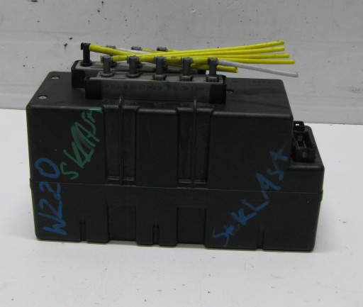 MERCEDES W220 Pompa Della serratura Centrale 2208001148