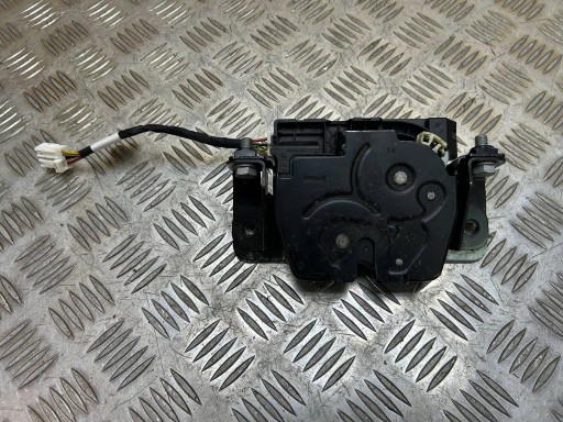 lock bonnet boot soft open BMW 5 F10 F11 2011 912935