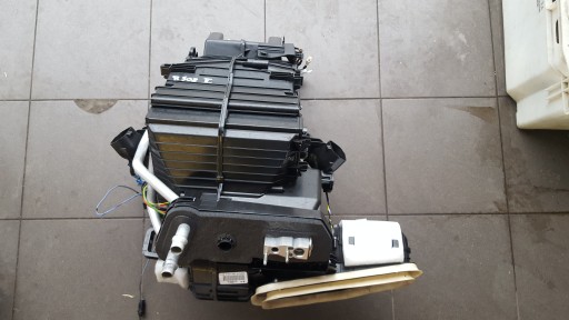 PEUGEOT 508 II SW ОБОГРЕВАТЕЛЬ