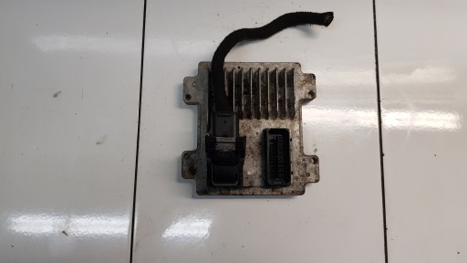OPEL MERIVA B 1.4T A14NET computer bedienteil des motors 12643754