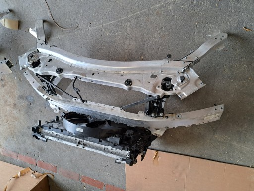 Мерседес 257 усиление переднего ремня радиатора