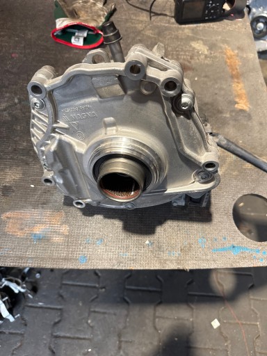 4219. REDUKTOR mjenjača prijenosa PORSCHE 0F2341377N