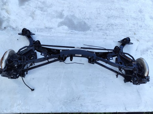 Bmw x1 f48 задня підвіска