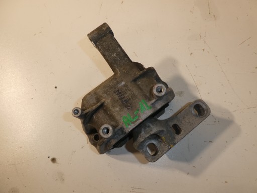 VW AUDI SKODA 2.0 TDI engine mount 5N0199262H