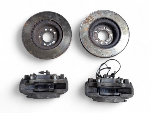 Komplet hamulcow (Disques et Étriers freins) Land Rover Range Rover Sport L320 2007