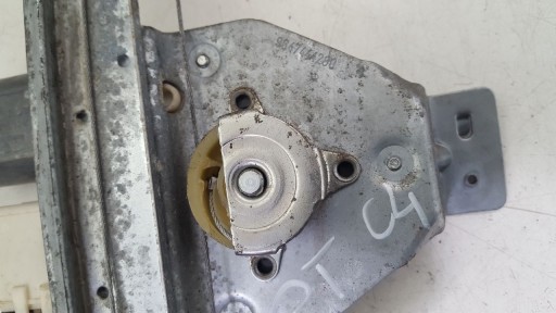 window regulator right rear part Citroen C4 1,6 VTI