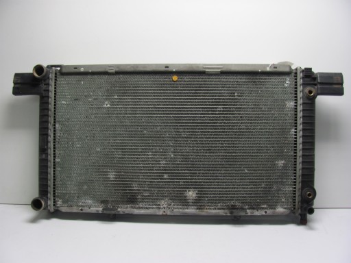 Mercedes R129 SL 300 24 BEHR Радиатор 1295000703