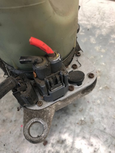 servo pump VOLVO C30 LIFT 9V61-3K514-AC