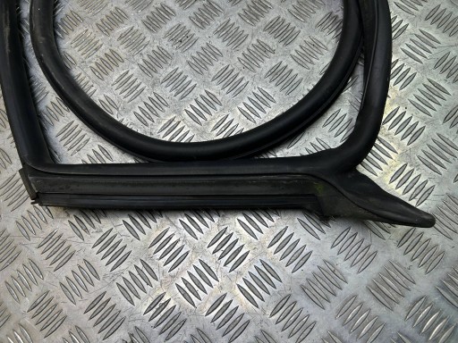 rubber gasket door tylnych Audi A5 Sportback 8TA 2013 8T8833708C