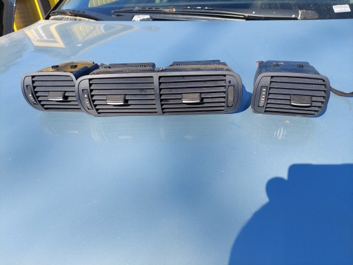 8L1820951 8L0820901C - AUDI A3 8L вентиляційні решітки з синім підсвічуванням