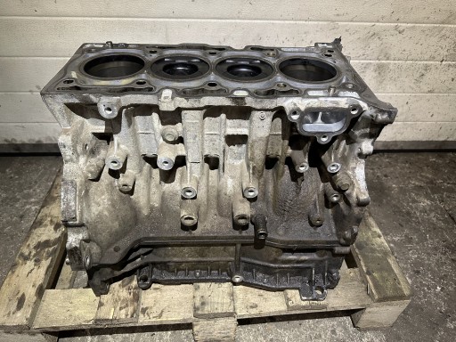 БЛОК ДВИГУНА ПОРШНІ НИЖНЬОГО ВАЛА 2.2 DID 4N14 MITSUBISHI OUTLANDER БЕЗ MIVEC