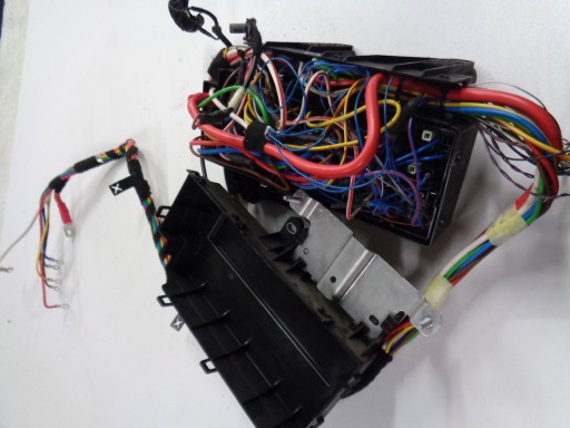 GX7314A067DB - Jaguar xe x760 2.0 d блок предохранителей