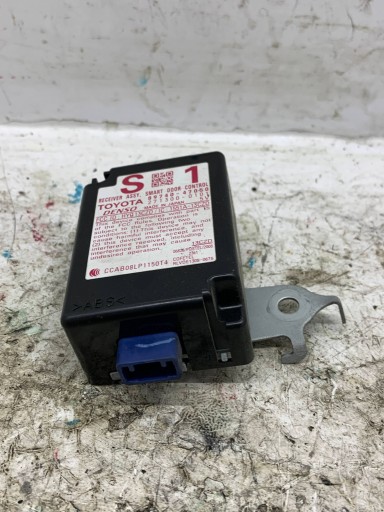module control unit door 89740-47050 TOYOTA PRIUS III XW30 (2009-2015) 1.8