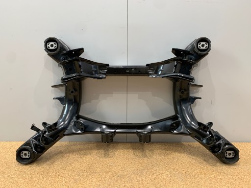 Задняя коляска bmw x4 g02 x3 g01 с балкой, как новая 6870992