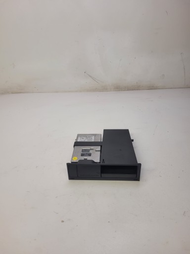 Модуль інтерфейсу аудіо AMI AUDI A4 B8 A5 4E0035785F