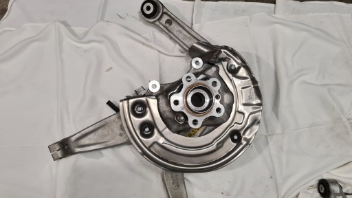 6884386 - Передний кулак bmw 5 g30 g31 xdrive 530d 540d