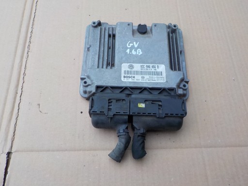 control unit of the engine vw golf V 1,6 FSI 03C906056B