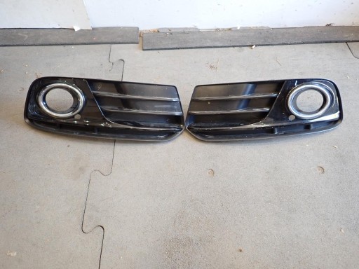 grid of a bumper right left AUDI Q5 LIFT 2012- 8R0807682J 8R0807681M