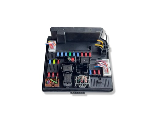 compartment of fuses Nissan Qashqai J10 2009 284B7JD02A