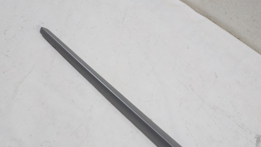 Mercedes A classe W176 AMG moulage seuil gauche A1766980062