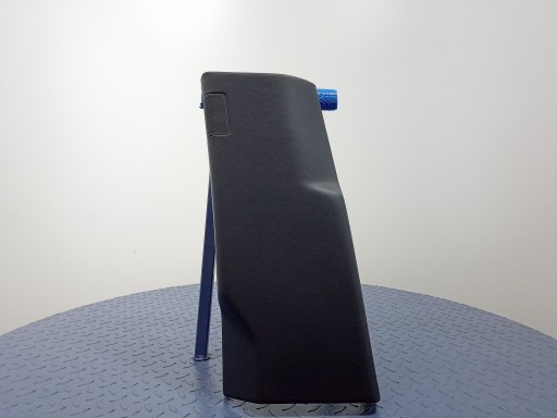 36A867281B - BENTLEY BENTAYGA 36A КРИШКА СТІЙКИ B НИЖНЯ ЛІВА