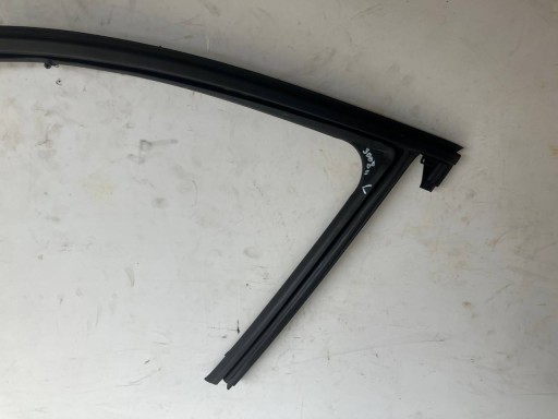 frame gasket door upper PEUGEOT 3008 II 5008 II left front 9811586080