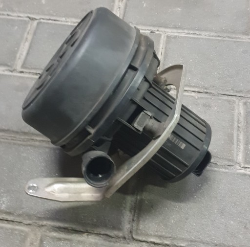 420906601 - Audi R8 4.2 FSI вторичный воздушный насос