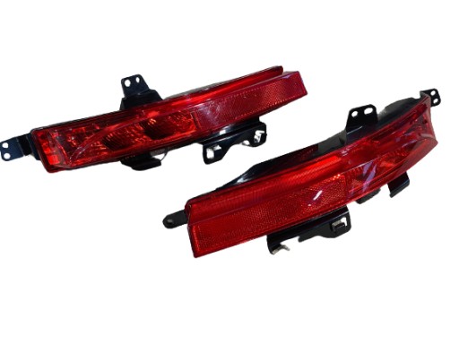 Fk72-15k273 - JAGUAR F PACE X761 задний бампер лампа левая + правая