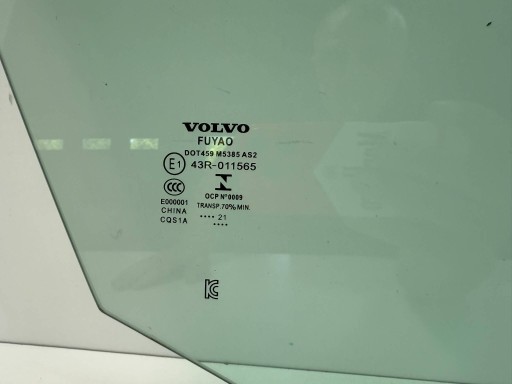 Volvo V60 II 2021 window door przednich prawych AS2