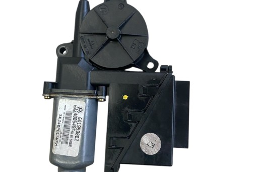 Мотор стеклоподъемника передней правой двери skoda fabia i (6y2) 6q1959802 1.9l