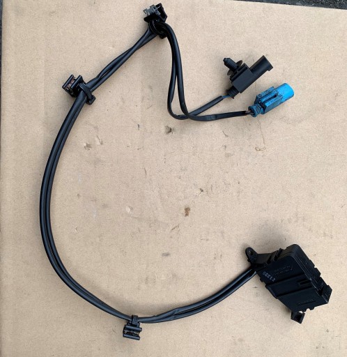 A9065403045 - ДАТЧИК ЗАКРЫТИЯ КАПОТА CRAFTER 906 SPRINTER LIFT