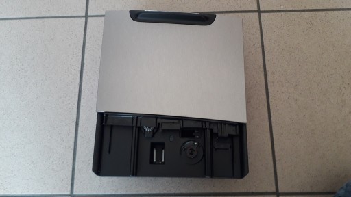 84690-A8030BLA - KIA OPTIMA IV 2015-ЯЩИК ДЛЯ ЗБЕРІГАННЯ ПОЛКУ НАВАНТАЖУВАЧА ТУНЕЛЮ