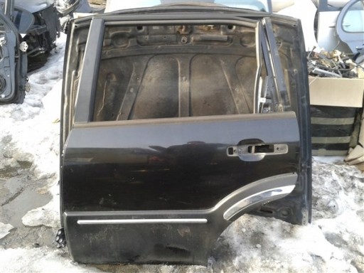 ДВЕРЬ ЗАДНЯЯ ЛЕВАЯ SSANGYONG REXTON I 2.7 XDI