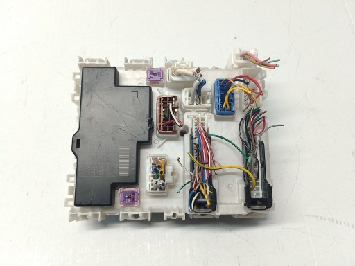 Блок запобіжників p600-9369 suzuki swift mk7