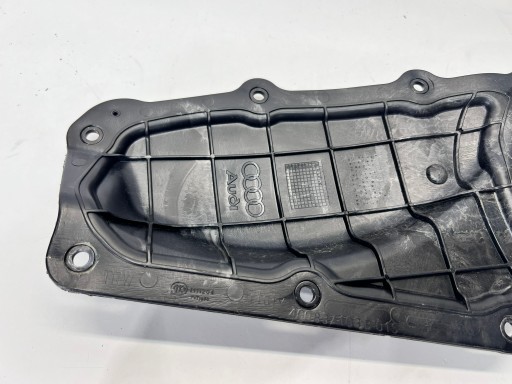 holder bracket of the speaker left AUDI A6 4G0837103B