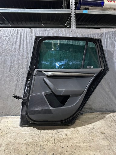 door right rear part SKODA OCTAVIA III SCOUT KOMBI LF9R