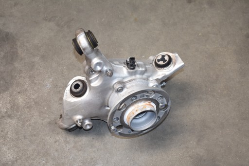 IDEALNA swing of the pivot rear part rear right MERCEDES C63 W206 X254 AMG 1