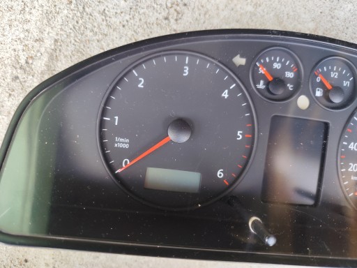 dials clock dials predkosciomierz VW T5 2.5 TDI 7H0920871J