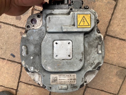 Генератор-стартер audi q7 q8 urus 4n0903028m