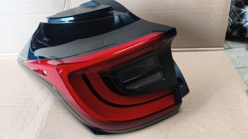 FANALE FARO posteriore MAZDA 2 2024r. sinistra STAN come nuovo Z AUTA POWYSTAWOWEGO