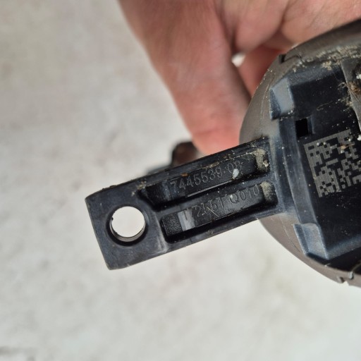 BMW 5 G30 G31 17- handle left front front 7445539-08
