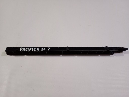 support holder bracket of a bumper right rear part Chrysler Pacifica 2021