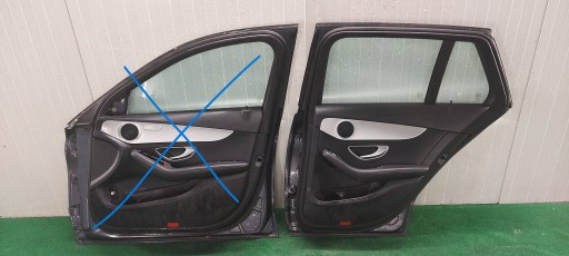 door right rear part MERCEDES C-KLASA W205 KOMBI LAK: 755